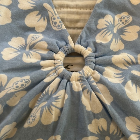 Hollister Halter Top - Picture 2 of 6